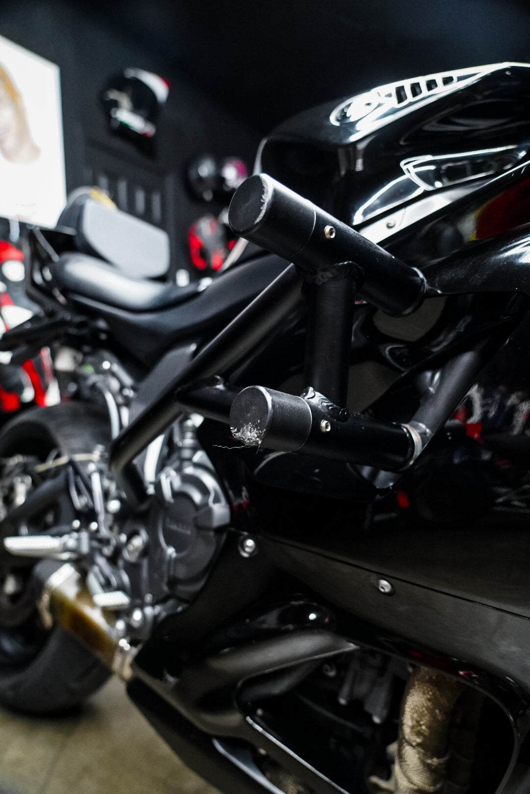 2022 Yamaha YZF-R7 (Stunt Modded)